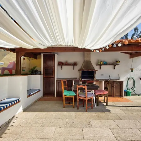 Azenha Da Lagoa Negra *