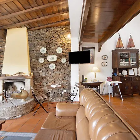 Azenha Da Lagoa Negra بيت للعطل *