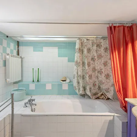 Azenha Da Lagoa Negra Barqueiros (Braga)