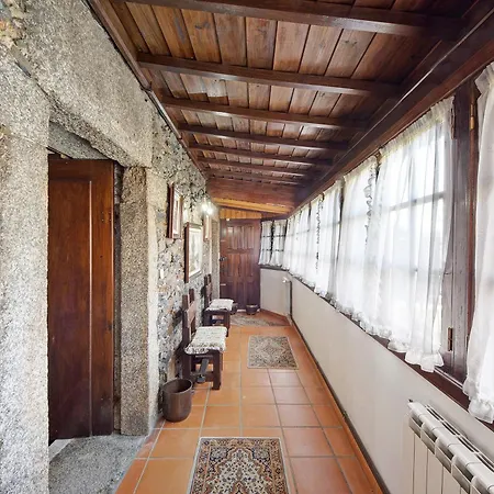 Azenha Da Lagoa Negra *