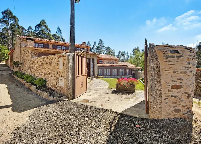 Azenha Da Lagoa Negra