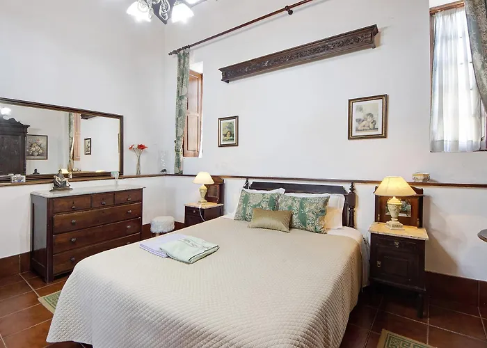 Azenha Da Lagoa Negra